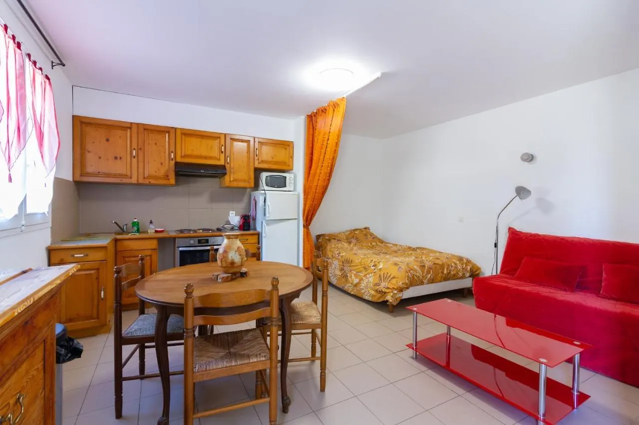 Appartement Studio La Feniere à Les Mées